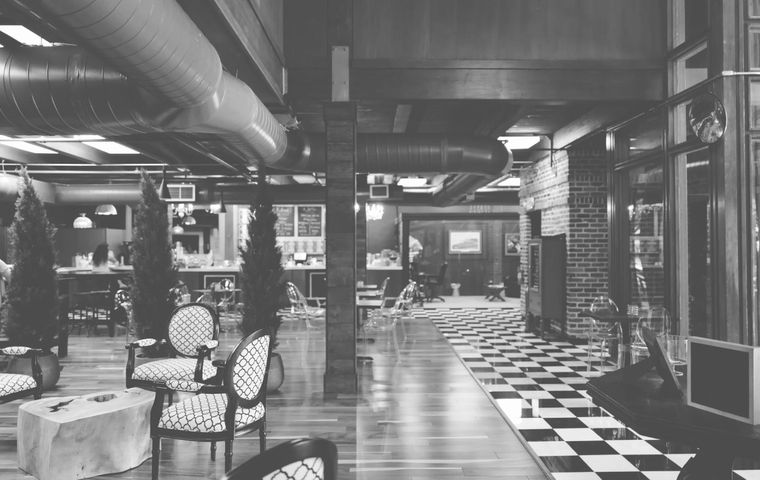 Bar & Lounge Segment